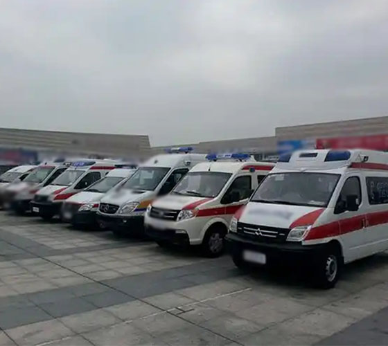 炉霍县服务车队展示